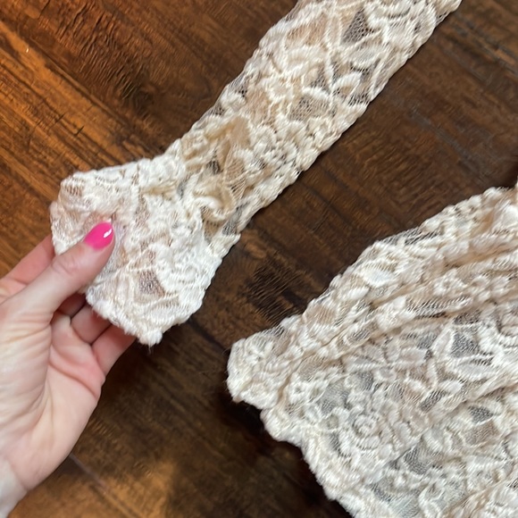 Lily rose size m peplum top - Picture 3 of 7